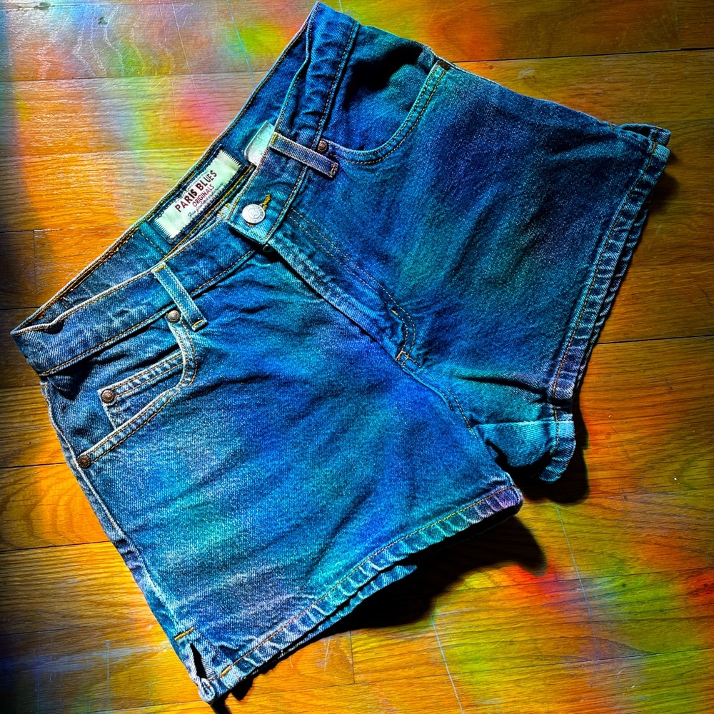 90s vintage Paris Blue Jeans with a darker denim color - size 5